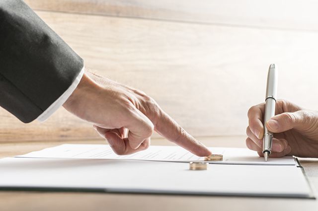 Conclusion and preparation of a marriage contract with a notary: prices and costs
