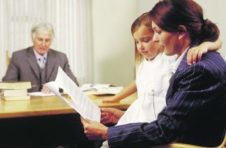 Права отца и матери на ребенка после развода; права родителей на детей при разводе; права ребенка при разводе родителей