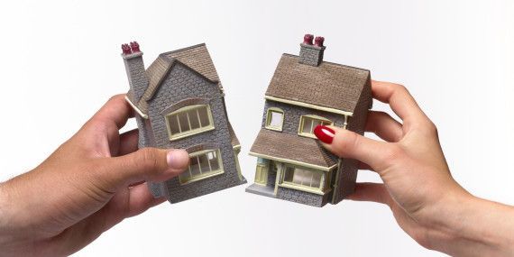 Раздел жилого дома между супругами при разводе, как поделить дом после развода