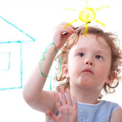 Is it possible and how to give or transfer a share in an apartment to a minor child?