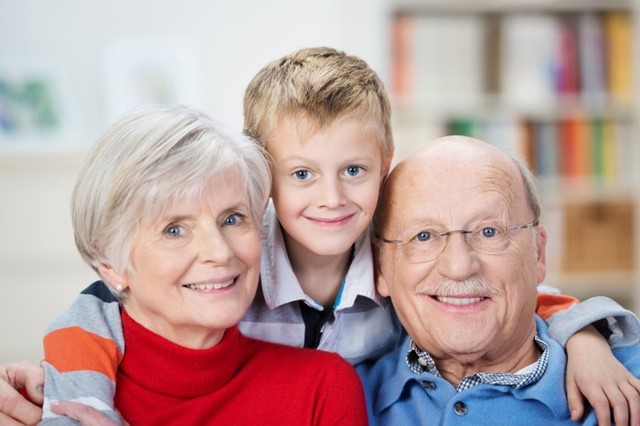 Алименты с бабушки и дедушки, можно ли подать на алименты на родителей мужа
